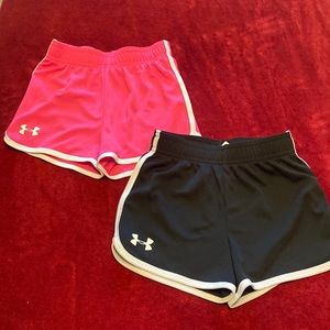 Under Armor Shorts Lot Size 6 Pink & Black